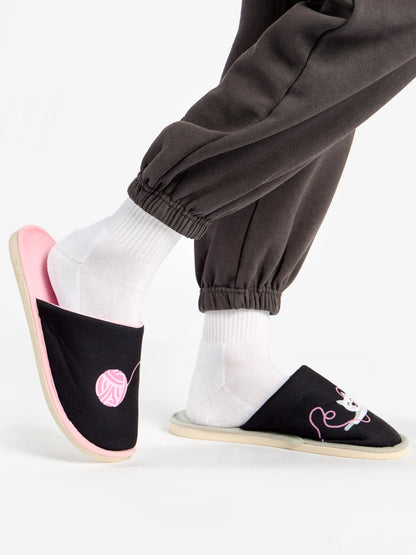 slippers-cat-ball-ea/eae4277c440b275a019daa8dabfc1bb4a1178605