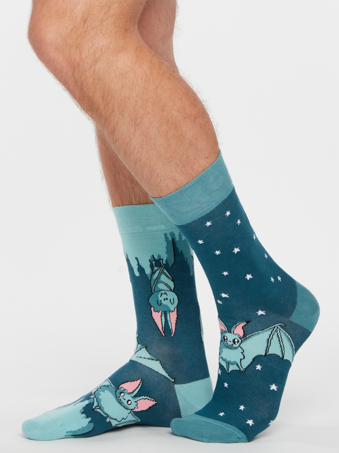 regular-socks-bats-in-the-night-02-5a/5ac8b4ee3fd33fb871de03b34704a77ee8b195af