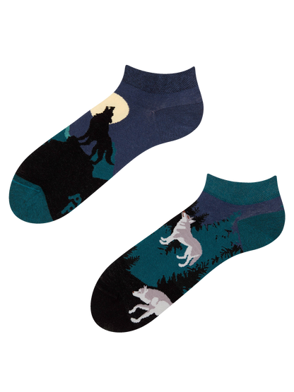 ankle-socks-moon-wolf-02-7b/7bbf66cf9f92ff9489421bdd31cb9b8b4e215282