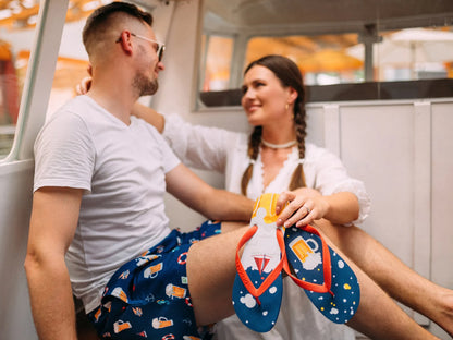 flip-flops-beer-boat-e0/e05e9ad67b7b5c54df7d6344cce1f8a5a598d22c