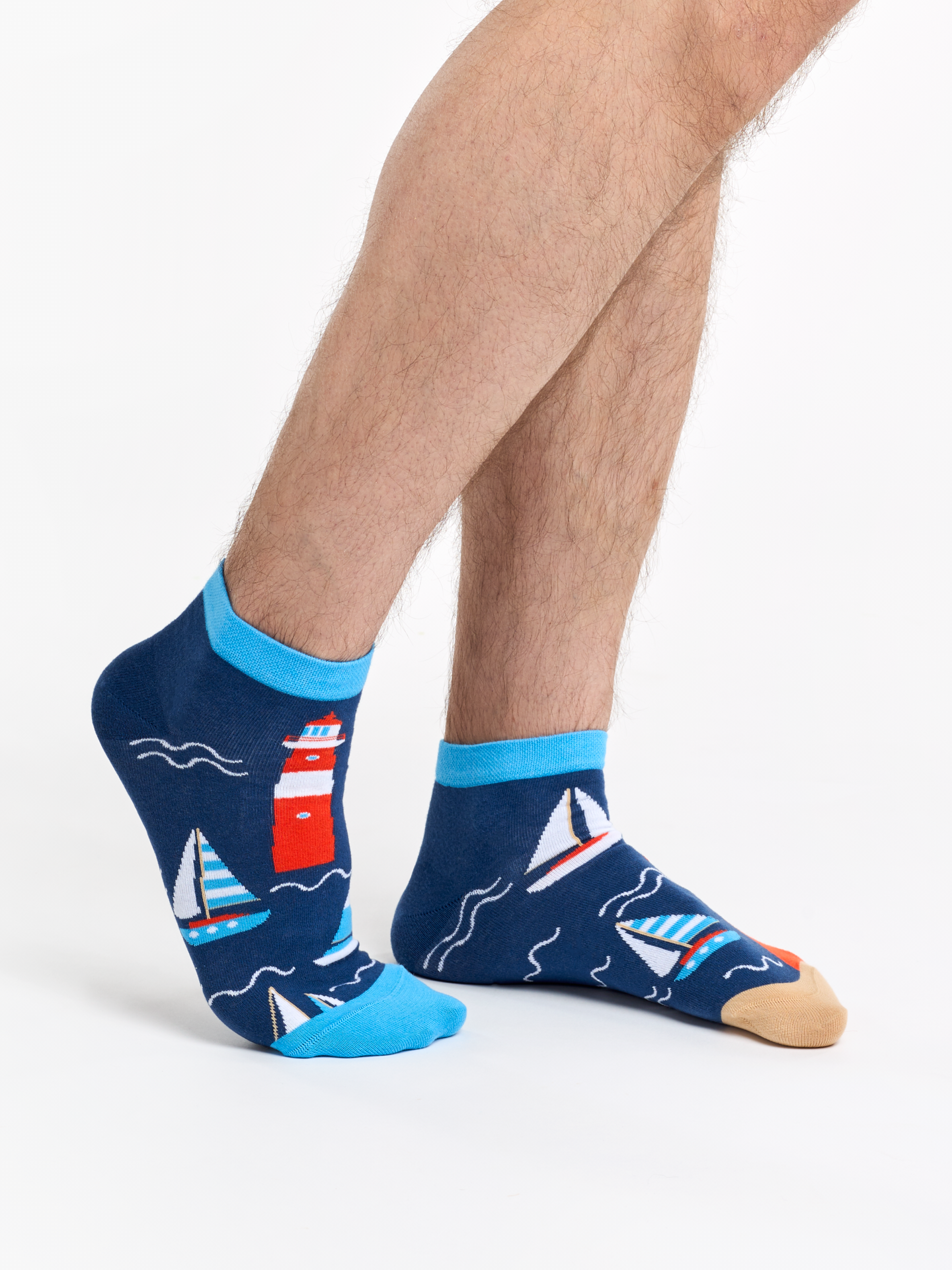 ankle-socks-lighthouse-sailboats-02-ab/ab09da2bc66989f89d7d39e292e75b188aec921a