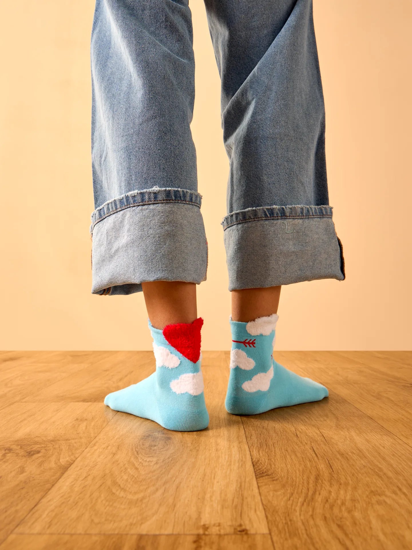 cutecore-socks-love-in-the-air-1f/1f2adc3a47e9a0787f54326dd017d5f1fca3ee74