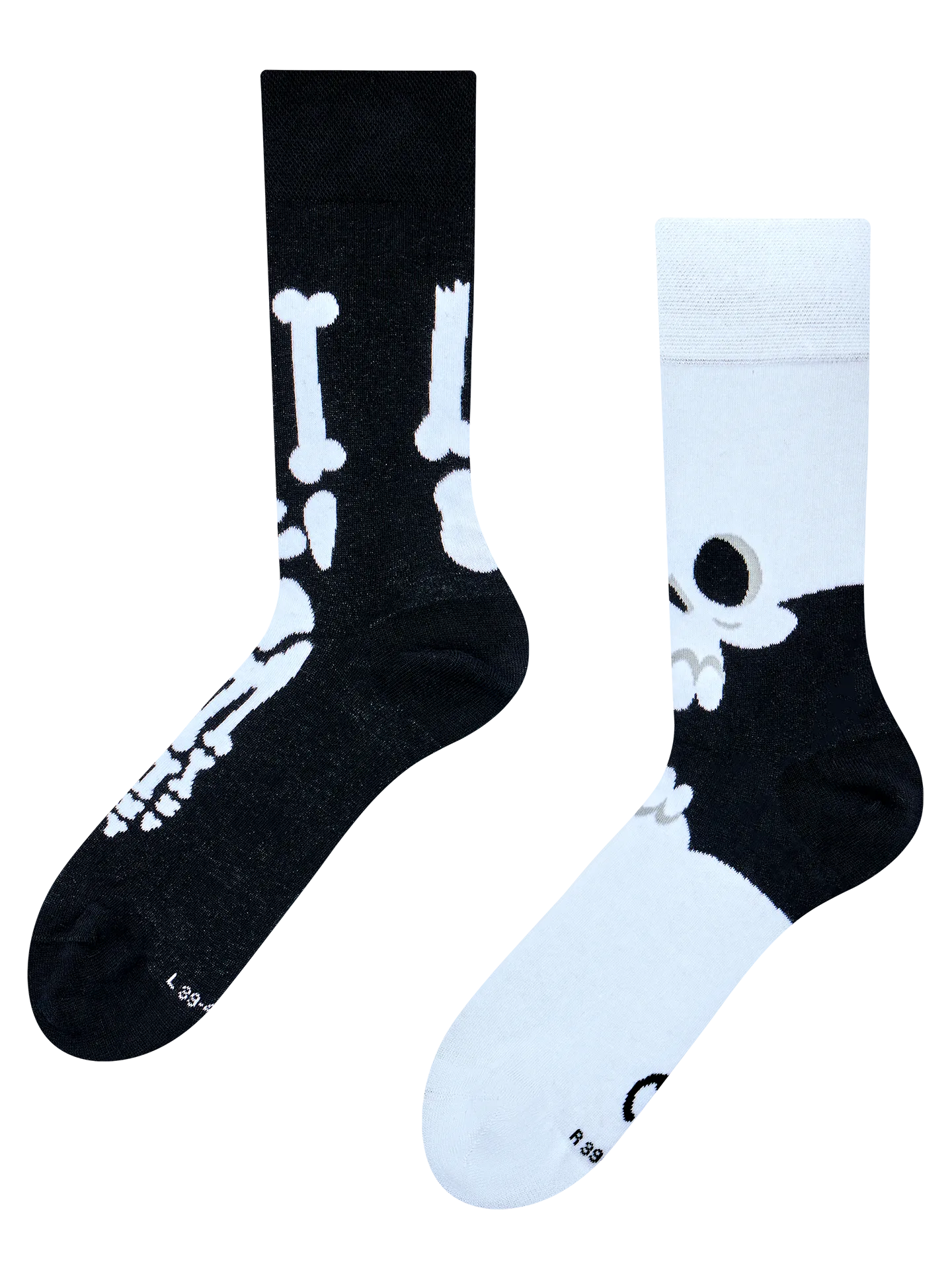 regular-socks-skull-68/6860085d55e3b012b5ba3c9e5976a290437197fc