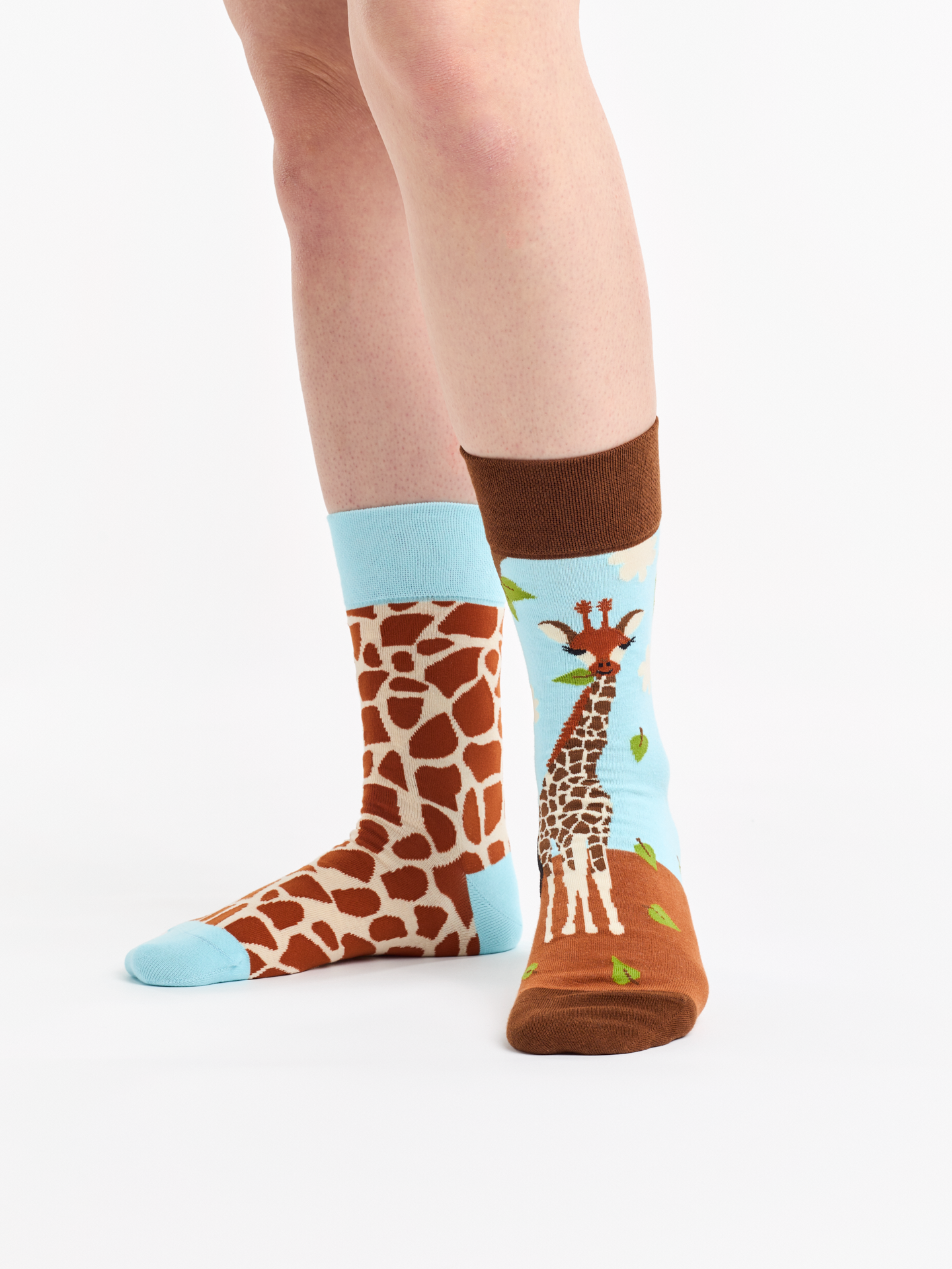 regular-socks-cute-giraffe-02-f9/f98c09002a314f2c9860af35dc5c00ba0769d23b