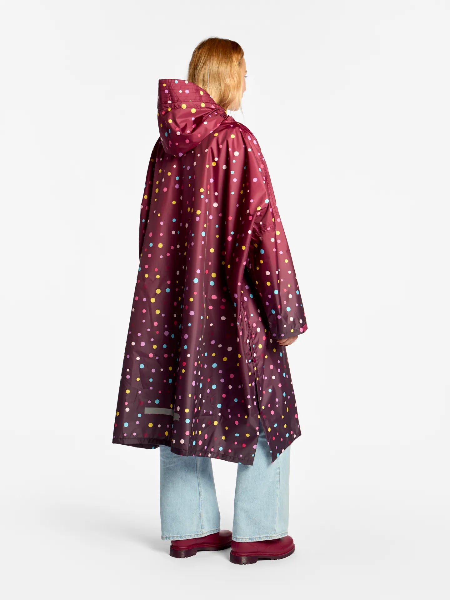 raincoat-burgundy-dots-28/28b79477baa7909af72740f7f399d3eaec3a019f