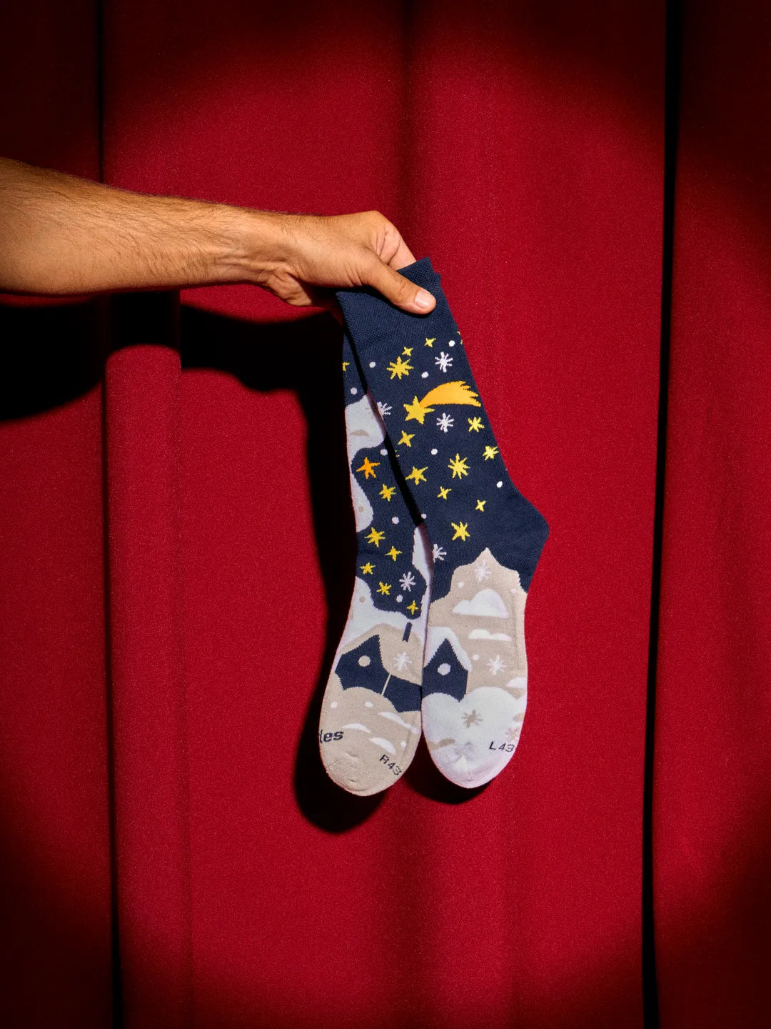 warm-socks-starlit-holiday-31/31b95ef98fdffa5222cbdb0fcbe297d6d5ce02c2