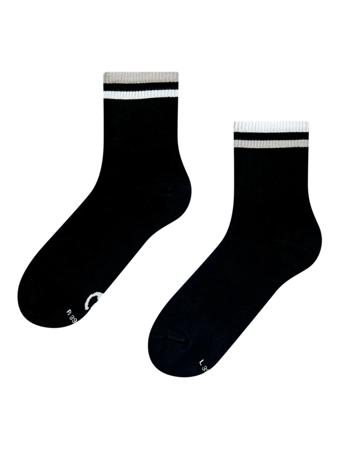 crew-socks-black-white-stripes-34/3470e86f24e0cb023396b228aa10b320e167090c