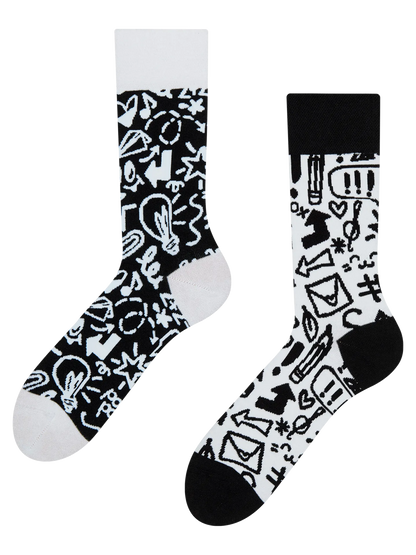 regular-socks-doodles-02-3b/3b1758789569c1748caacf372c2e8b0ff63af650
