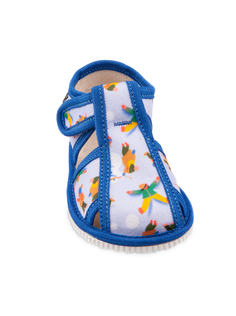 kids-closed-toe-slippers-winter-with-a-snowman-42/424efafdf921aa6566150b84fa601a6546212fd7
