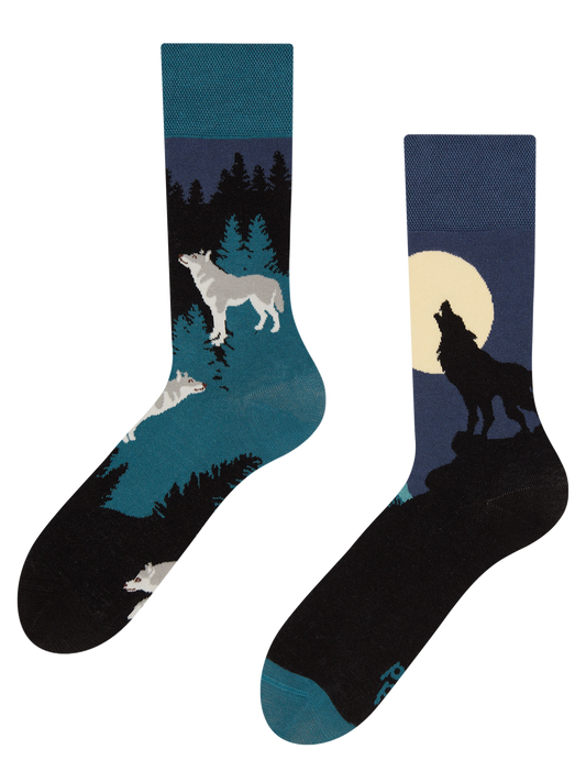 regular-socks-moon-wolf-02-7a/7a8f055c1fc99c6034fdc0d9681fb0b961e6e4ae