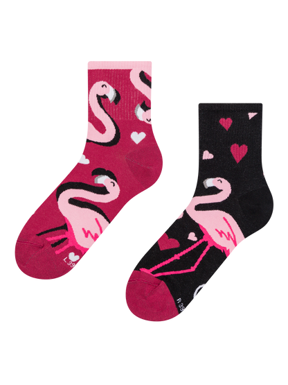 crew-socks-flamingos-hearts-4e/4ed1816e1b446fe79e5424374b29d1d3effa8de9