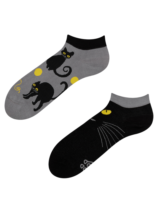 ankle-socks-cat-eyes-02-b8/b89ba55c5044ee7fdd7ddfe3335849224391c94a