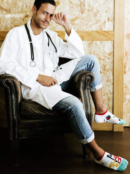 sneaker-socks-health-32/321ca35e6f414e7c4813114285accbedb56b1873