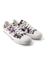 canvas-shoes-black-white-stains-51/515ad659b16a07586cc6c5c7f4bcac16d2d976c2