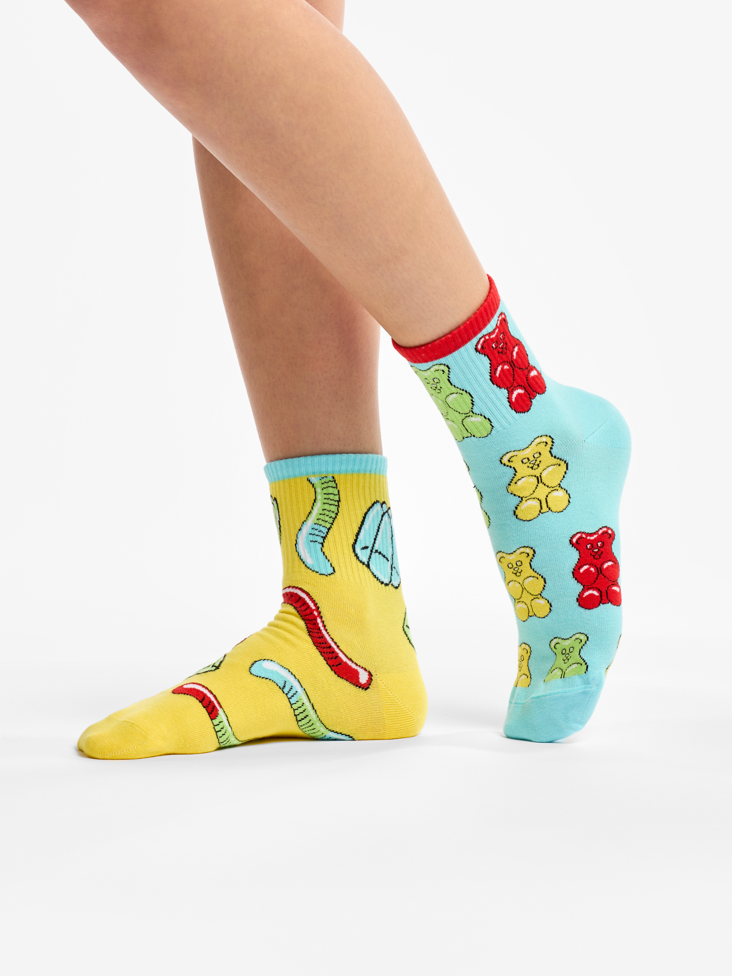 crew-socks-gummy-bears-02-29/2958991aa52409c2790750f69b4252cf0302d82d