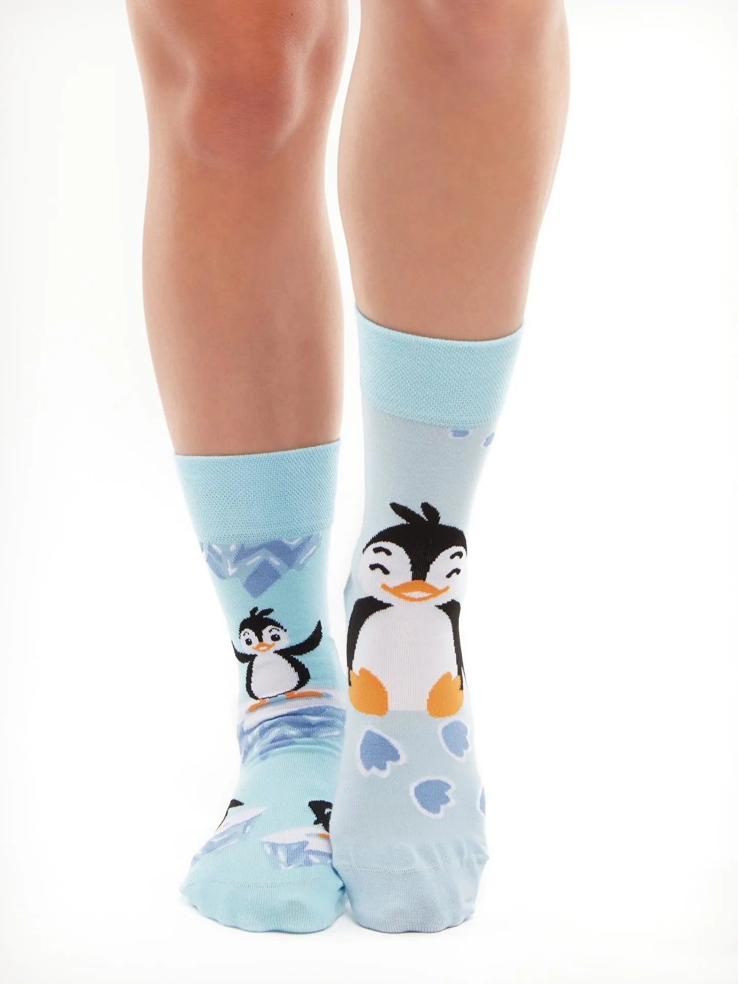 regular-socks-happy-penguin-02-c2/c26f81f8e416f6b232cfc34a00350a235a331170