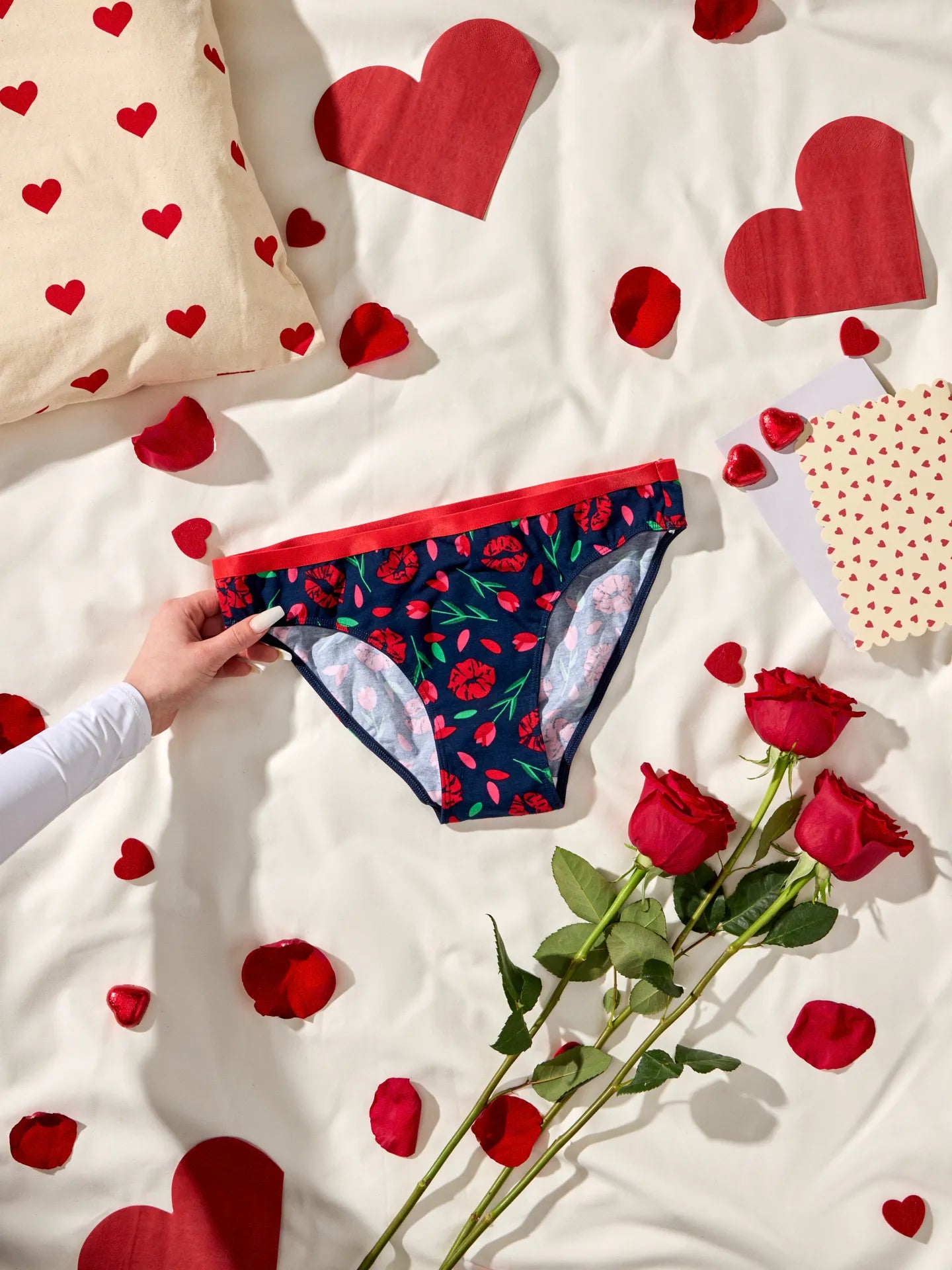 womens-briefs-tulip-lips-5a/5a2e5e99230376695966287f5c6fc4a7dedaf1ef