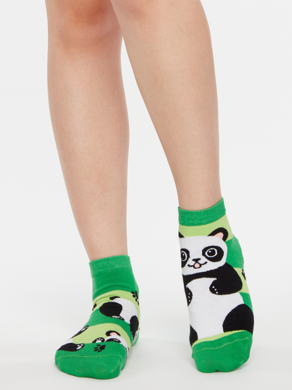 ankle-socks-panda-stripes-02-8d/8dad926952928c5e3f5d69cfae9cee457a41570b