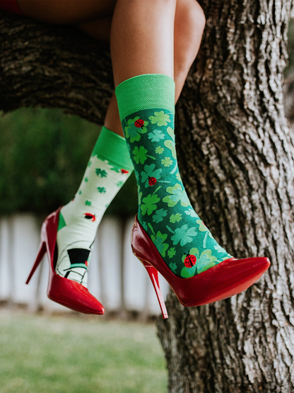 regular-socks-four-leaf-clover-for-luck-02-77/7790719939e6f9a32cf2194dd0900fd182cc8d3c