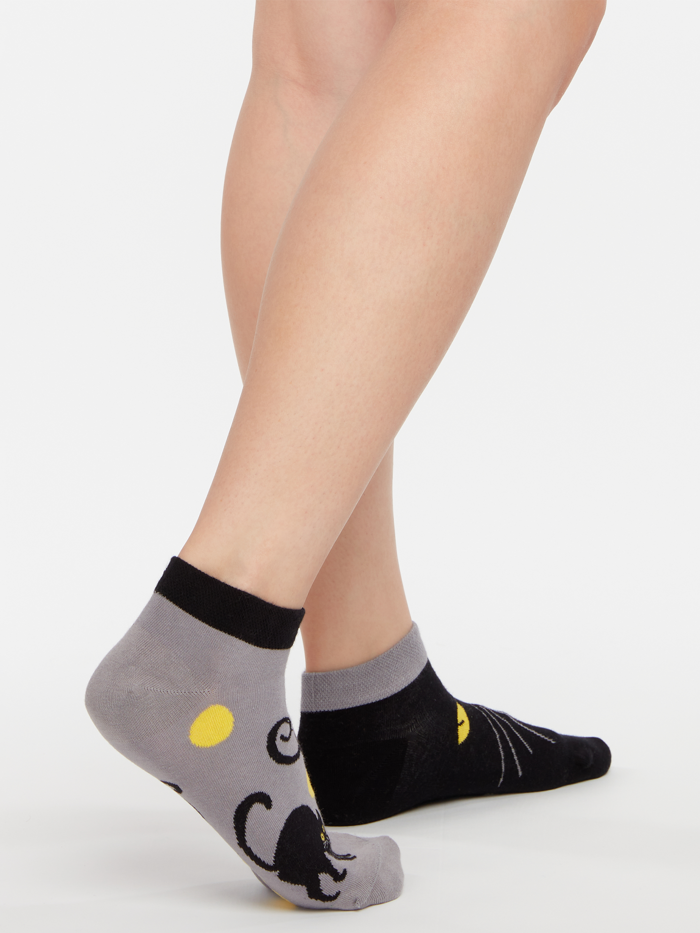 ankle-socks-cat-eyes-02-e3/e3ce6f99657f1b997b241b528b33dc1cb4047255