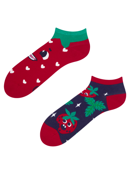 ankle-socks-happy-strawberries-02-21/21d6fcf17aa7c6e4a7e1e6c2422a1e1d102d9d0c