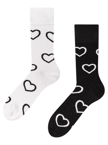 Bamboo Regular Socks Black & White Hearts