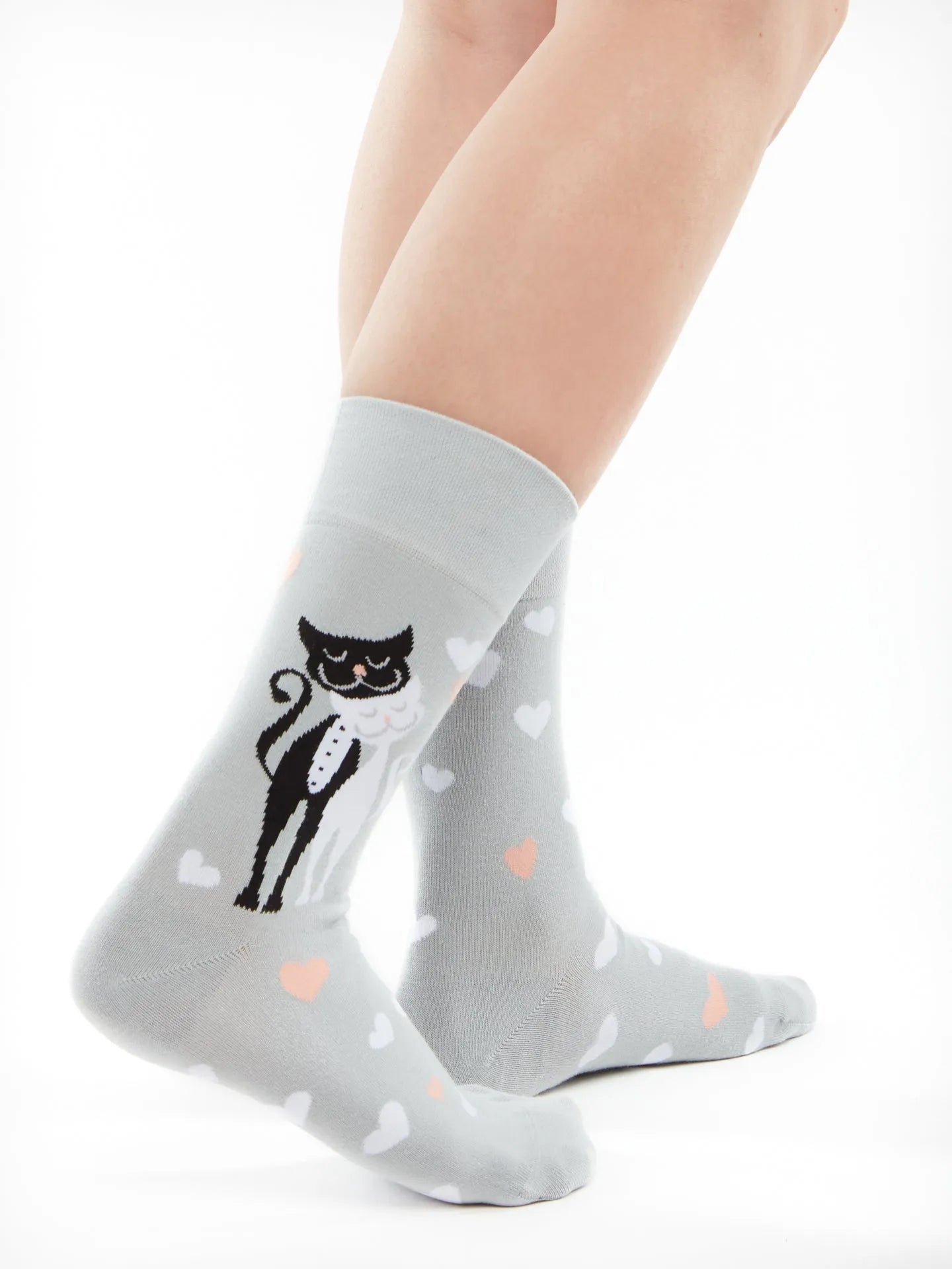 regular-socks-wedding-cats-88/88535d659ad00a492f98da5842e7bee4e4e2214b
