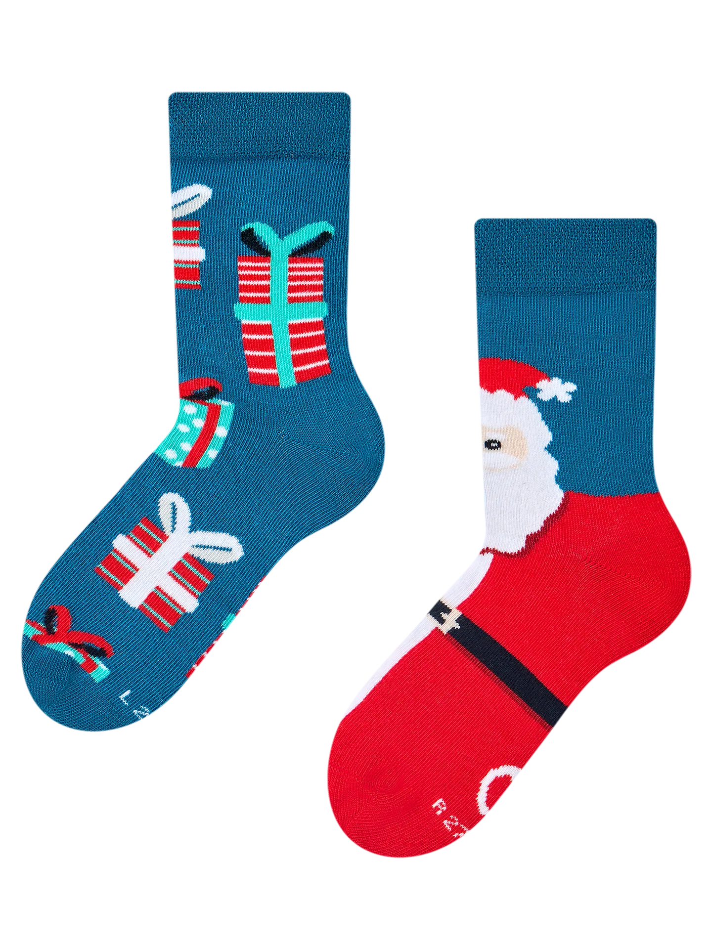 kids-socks-santa-presents-d0/d005f9d08c79685be61f67786c4b32f9fd316be7