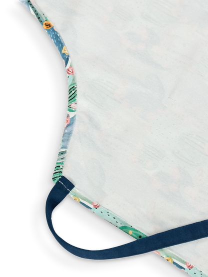 kitchen-apron-blooming-cacti-5b/5b2e8a8243a8d4d78e01cf9b834e558f78ad8501