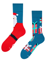 regular-socks-santa-presents-94/940f7307b392c8241bb98ce642c317a566da52be