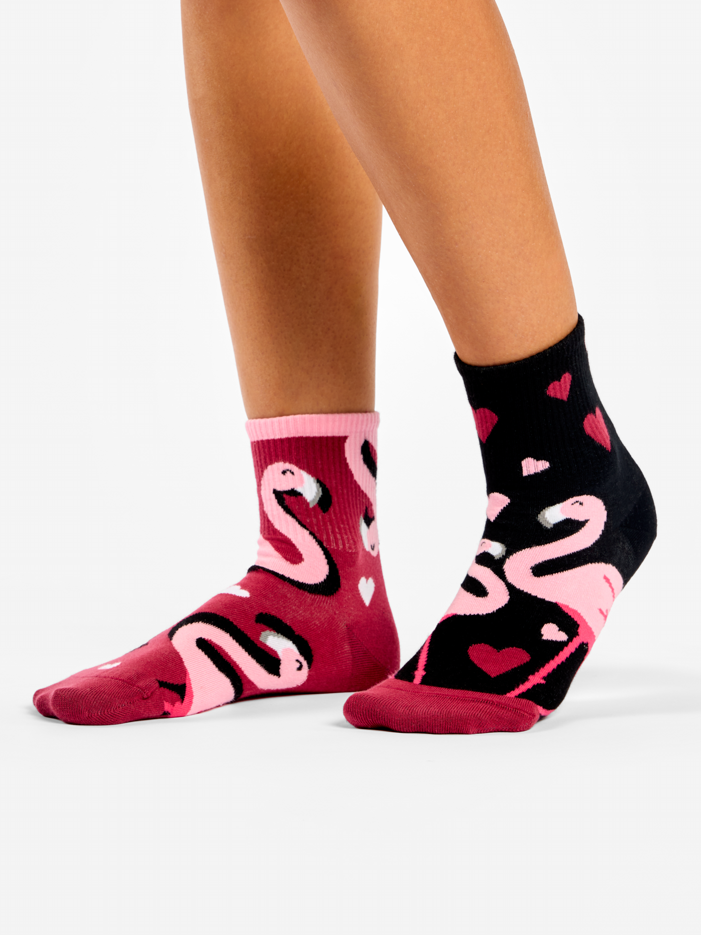 crew-socks-flamingos-hearts-17/178c7834de1d66c294b3c2a26b6d00eeae82173a