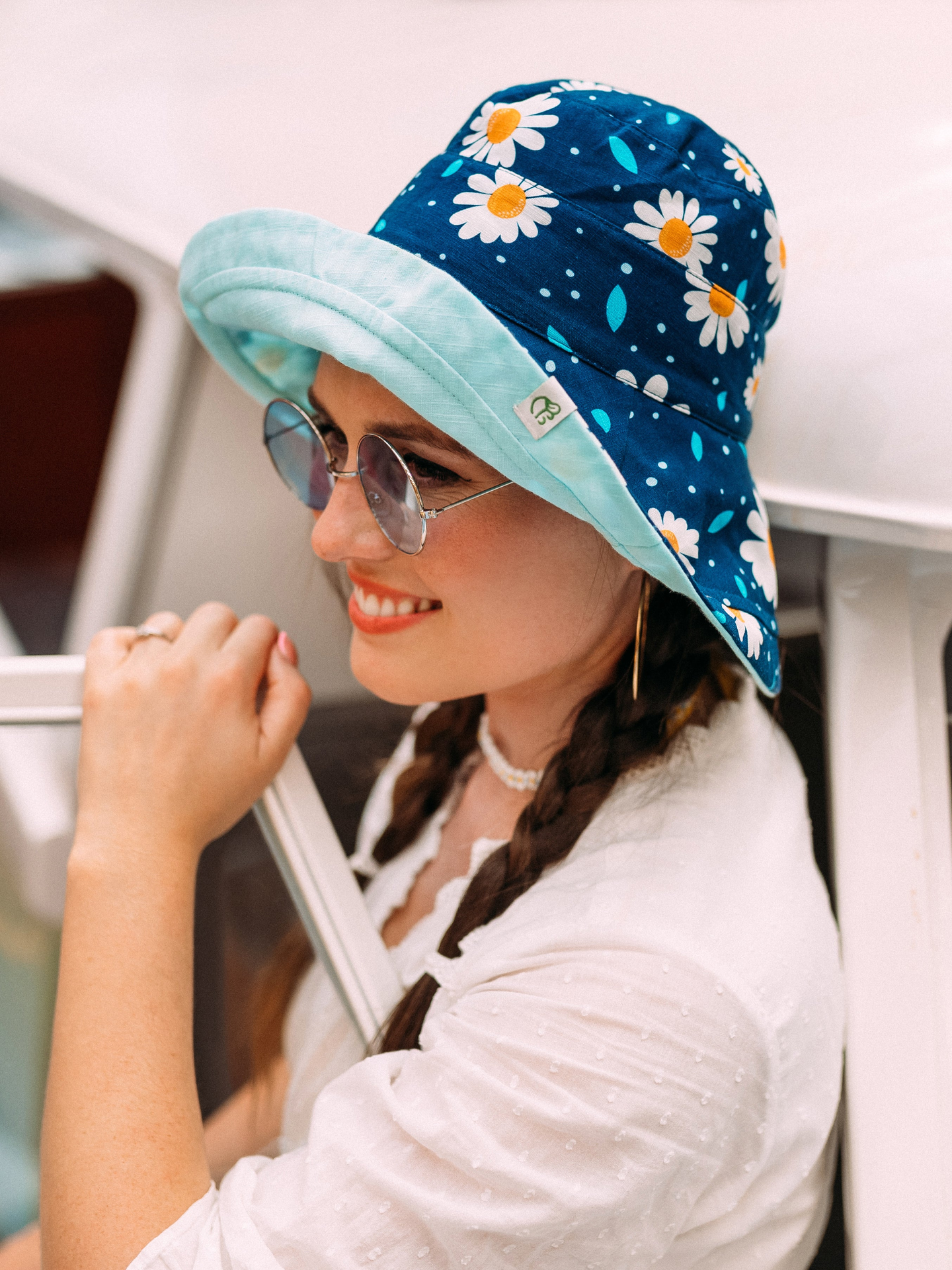 womens-bucket-hat-daisy-blossom-92/92b698e91826f13e5c9bab7464f2e2ea8c60a4d1