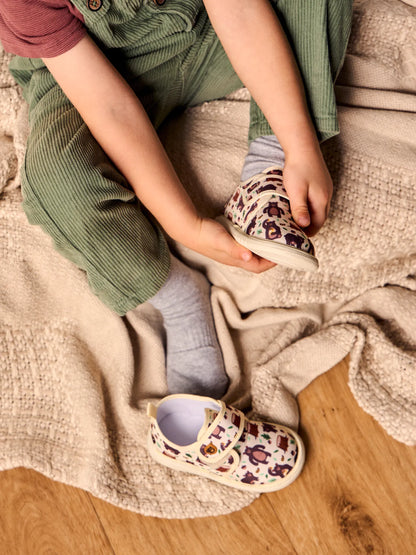 baby-slippers-hungry-bear-7d/7d914a5c50e89f1c8738c3403e8db8bdfc982926