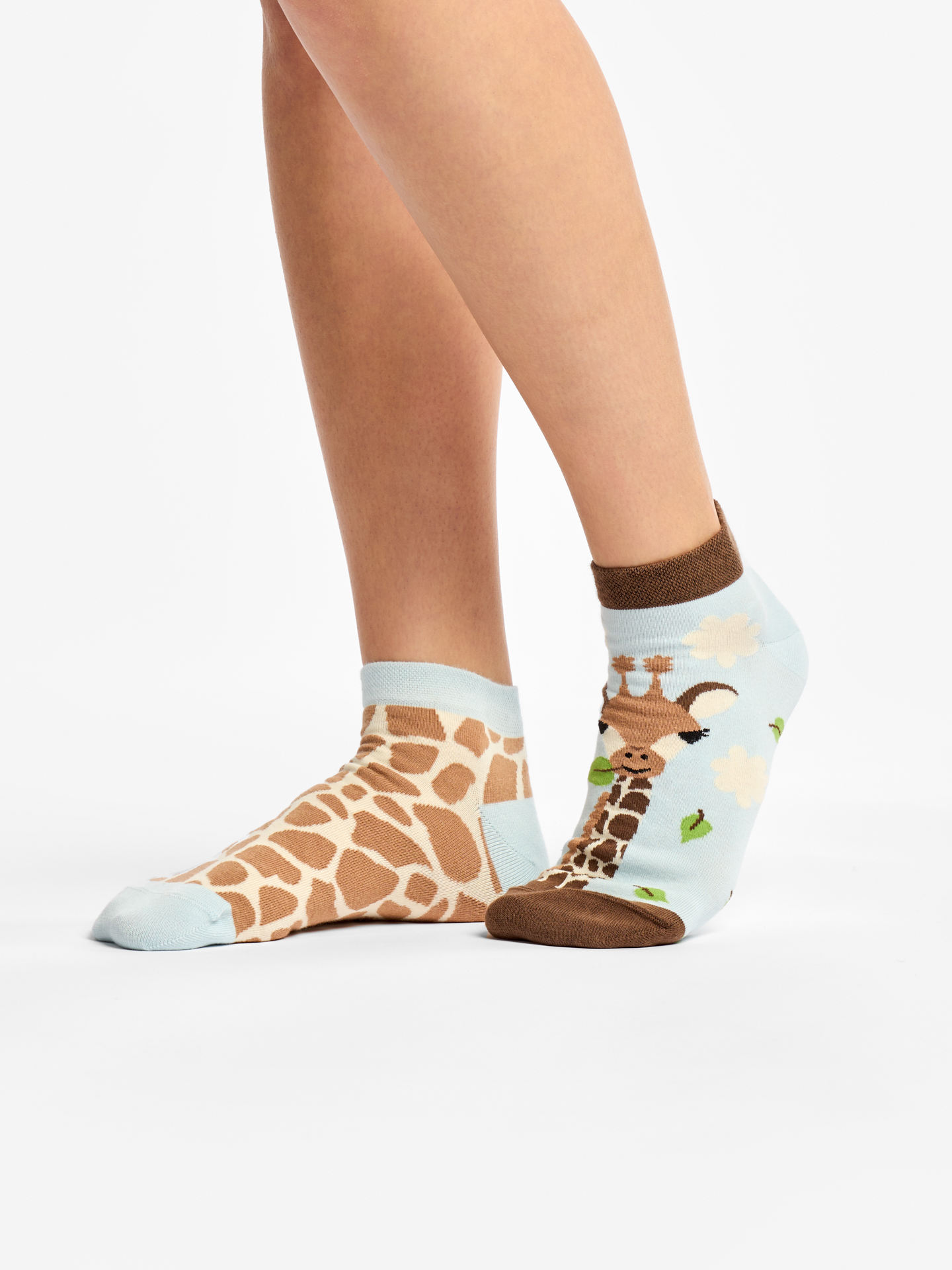 ankle-socks-cute-giraffe-02-52/5292a14185c9155606a5b70117253b942a609213