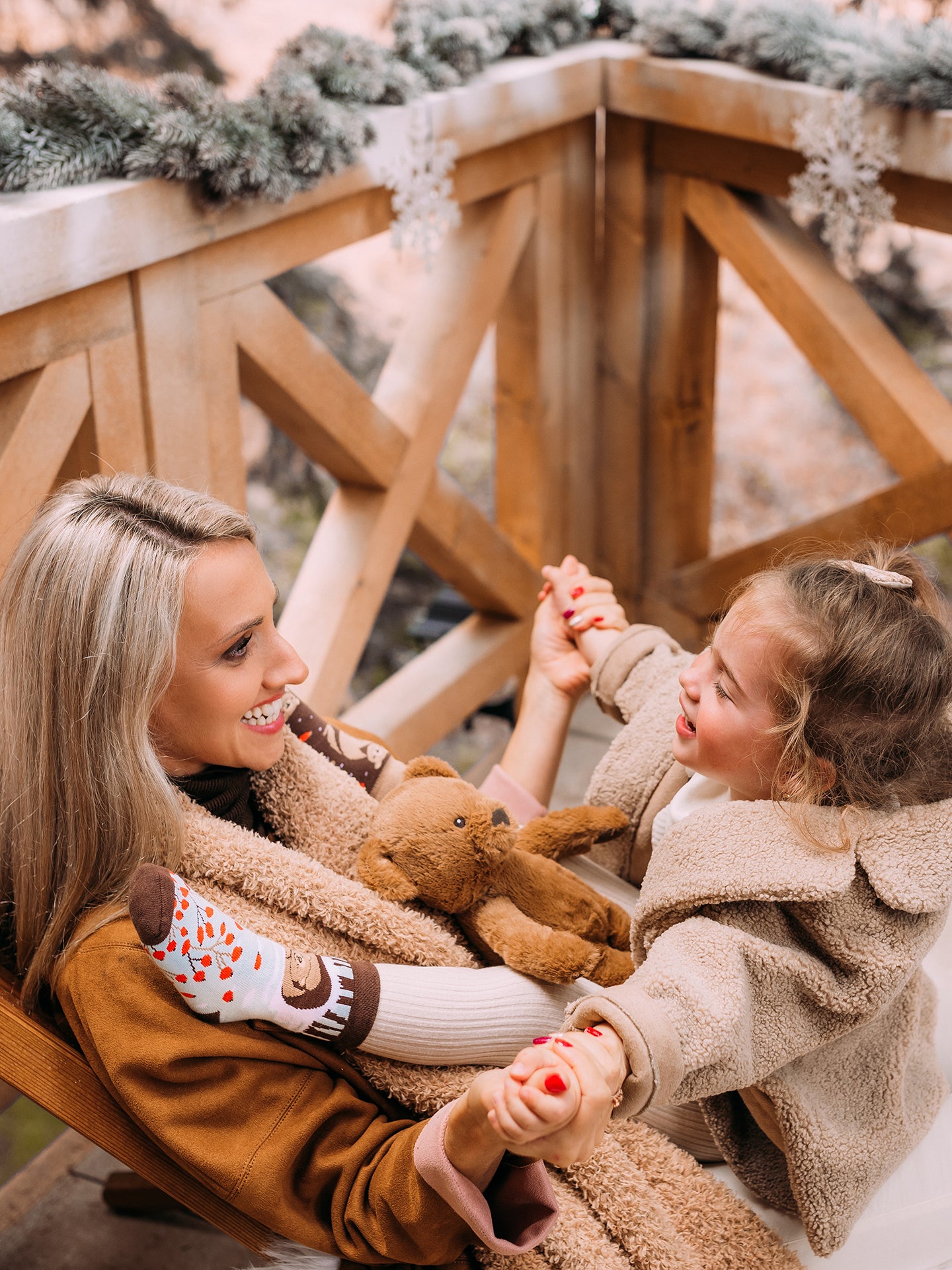 Kids' Warm Socks Bear in Winter