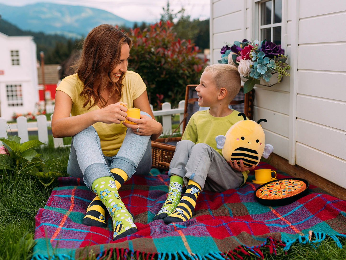 Kids' Socks Bees