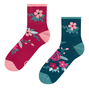 Crew Socks Rosehip Flowers