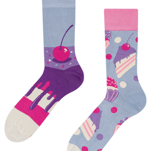 Bamboo Regular Socks Cherry Cake