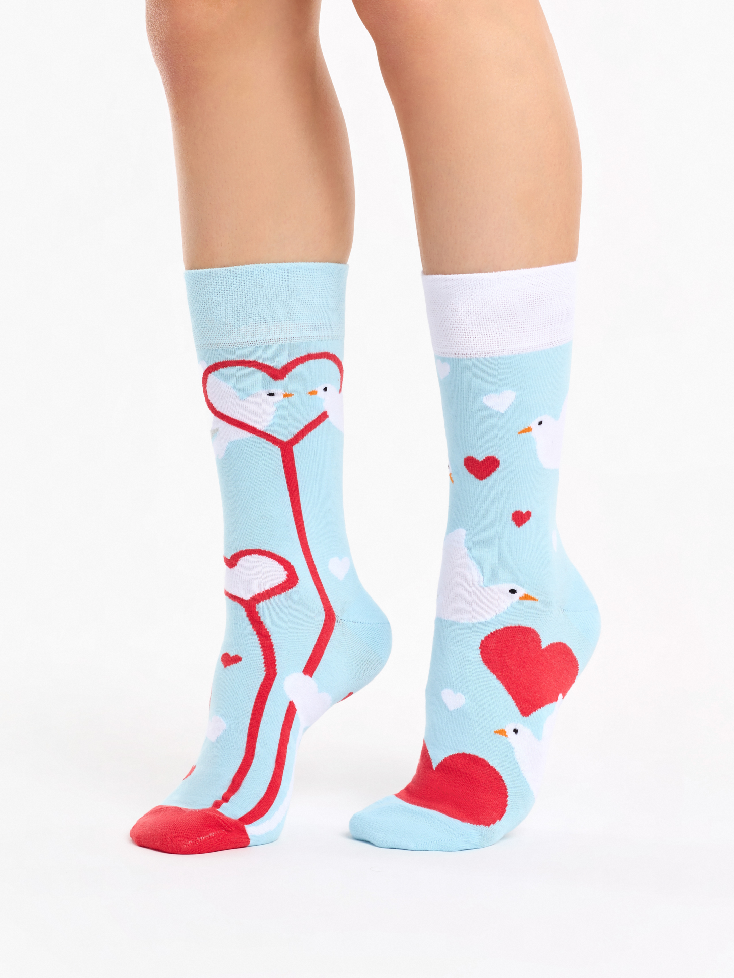 Regular Socks White Doves