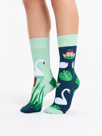 Regular Socks White Swan