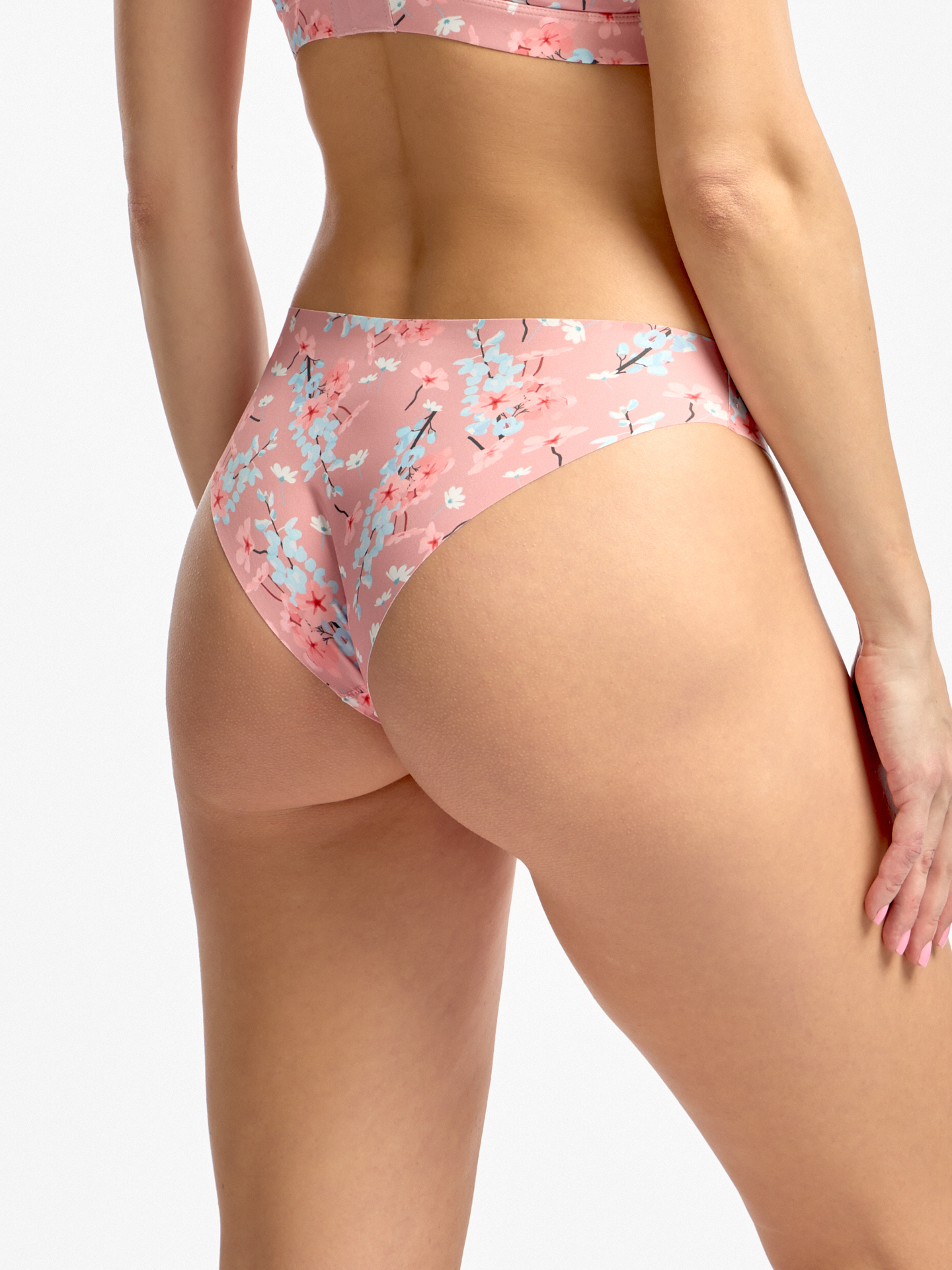 Women's Traceless Briefs Flowerbed