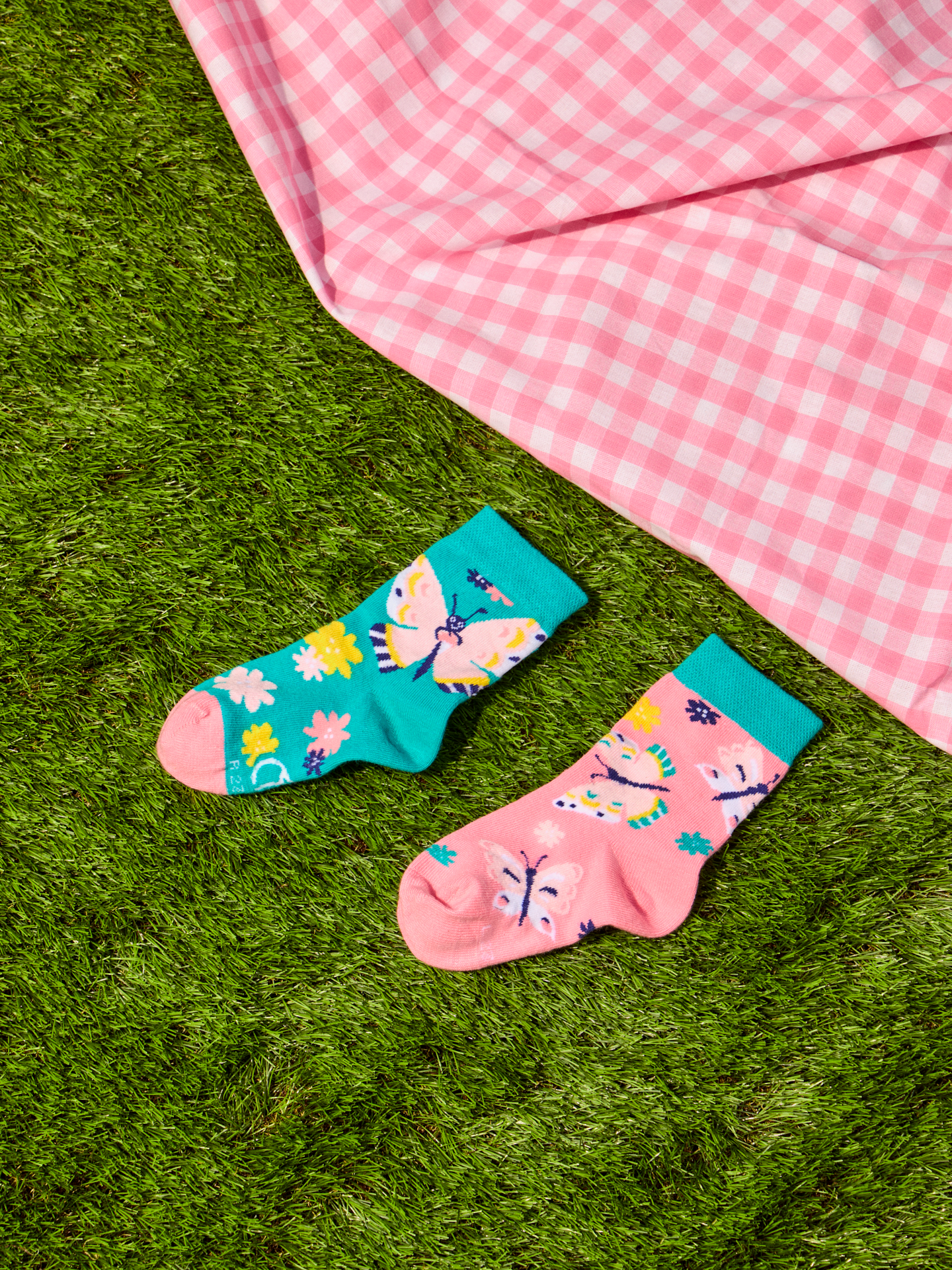 kids-socks-sweet-butterflies-18/188d7f877c5e39de05a1bdc197994611428e590c