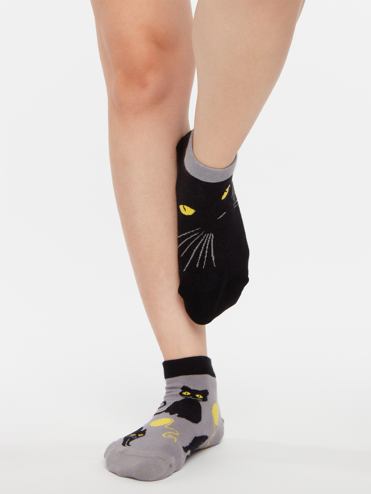 ankle-socks-cat-eyes-02-e3/e3b77d535ba8af042c3087ca7c2d898786bcac23