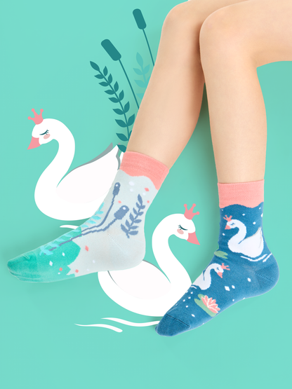 kids-socks-swans-1-d8/d8e3d359aaa846d744ccfbd136c4d71e66291a62