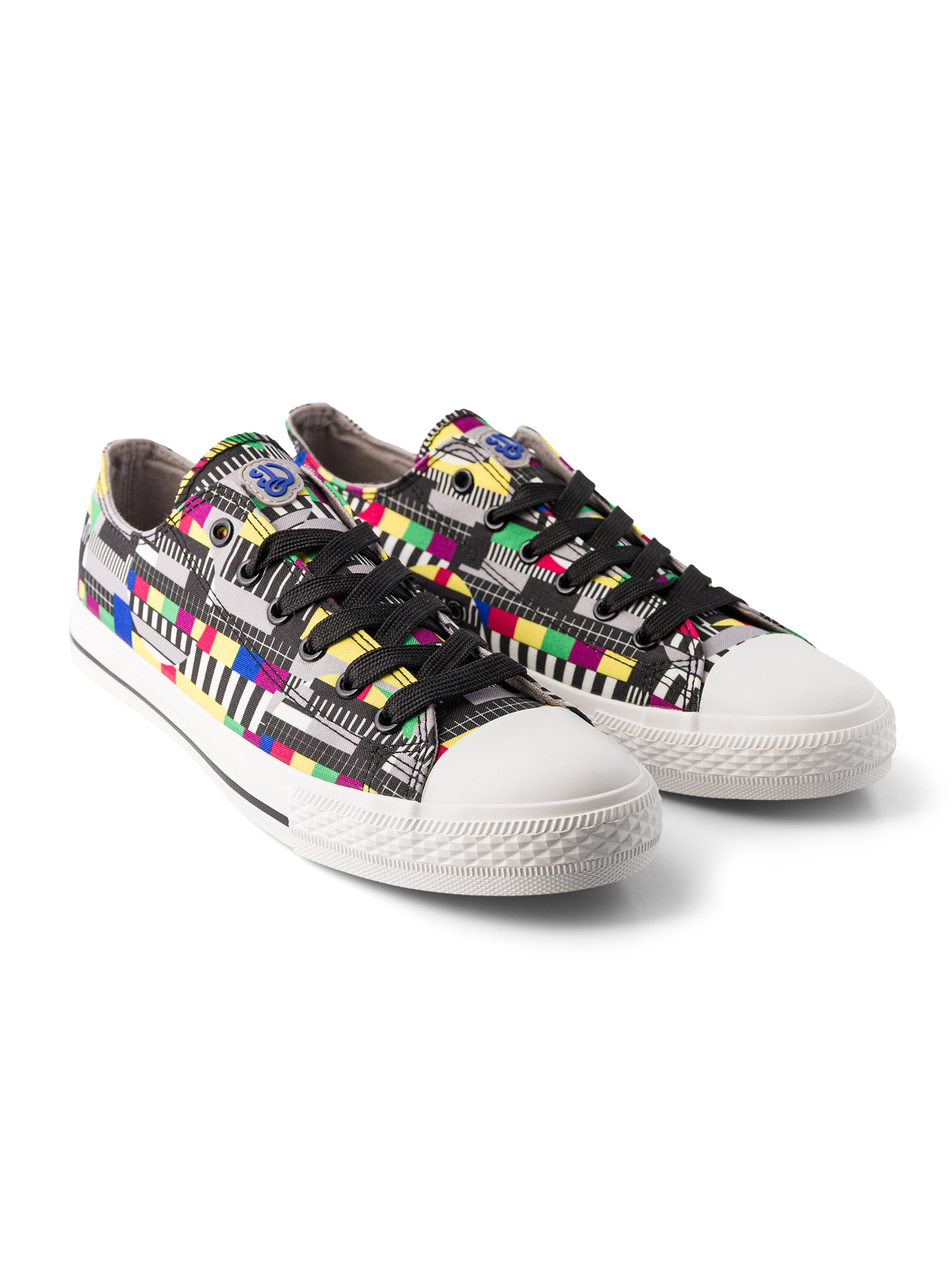 canvas-shoes-test-card-ab/abd7e3b95be8a53f9d7e18e5c618edddfbb16a30