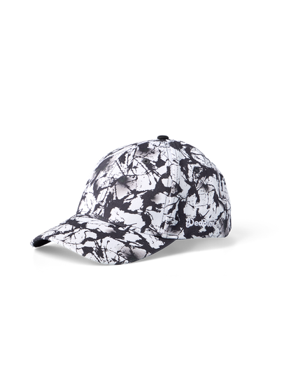 cap-black-white-stains-33/33a7d7d55a98ce0f082ed2402114cc386d5e0e6f