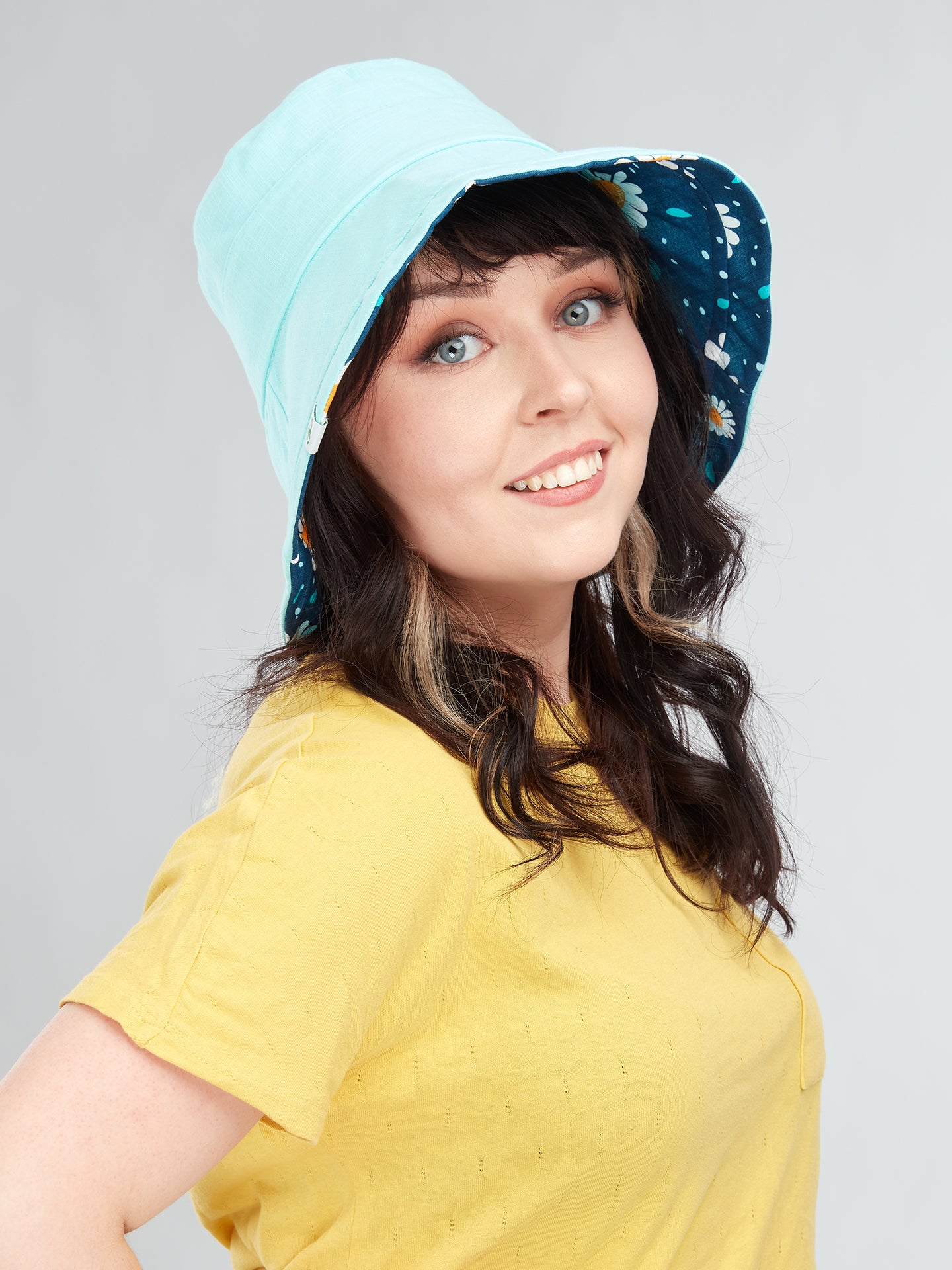 womens-bucket-hat-daisy-blossom-4f/4f4bffa34b206042af7e1d381735a971a035756e