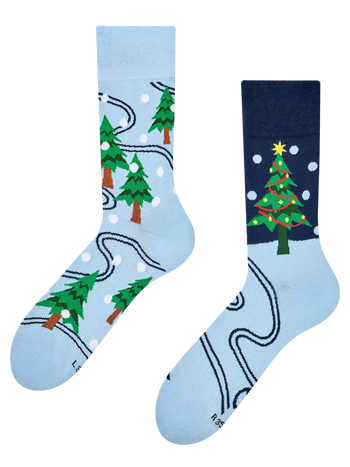 Regular Socks Christmas Tree & Snow