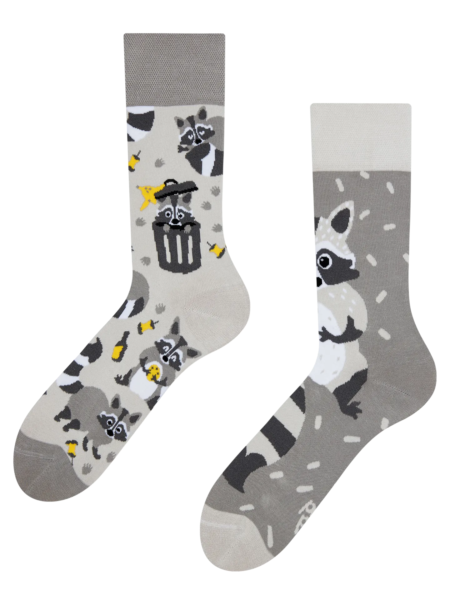regular-socks-racoon-ed/ed8633f51380d5663704cd650fc9ad5bfe77205e