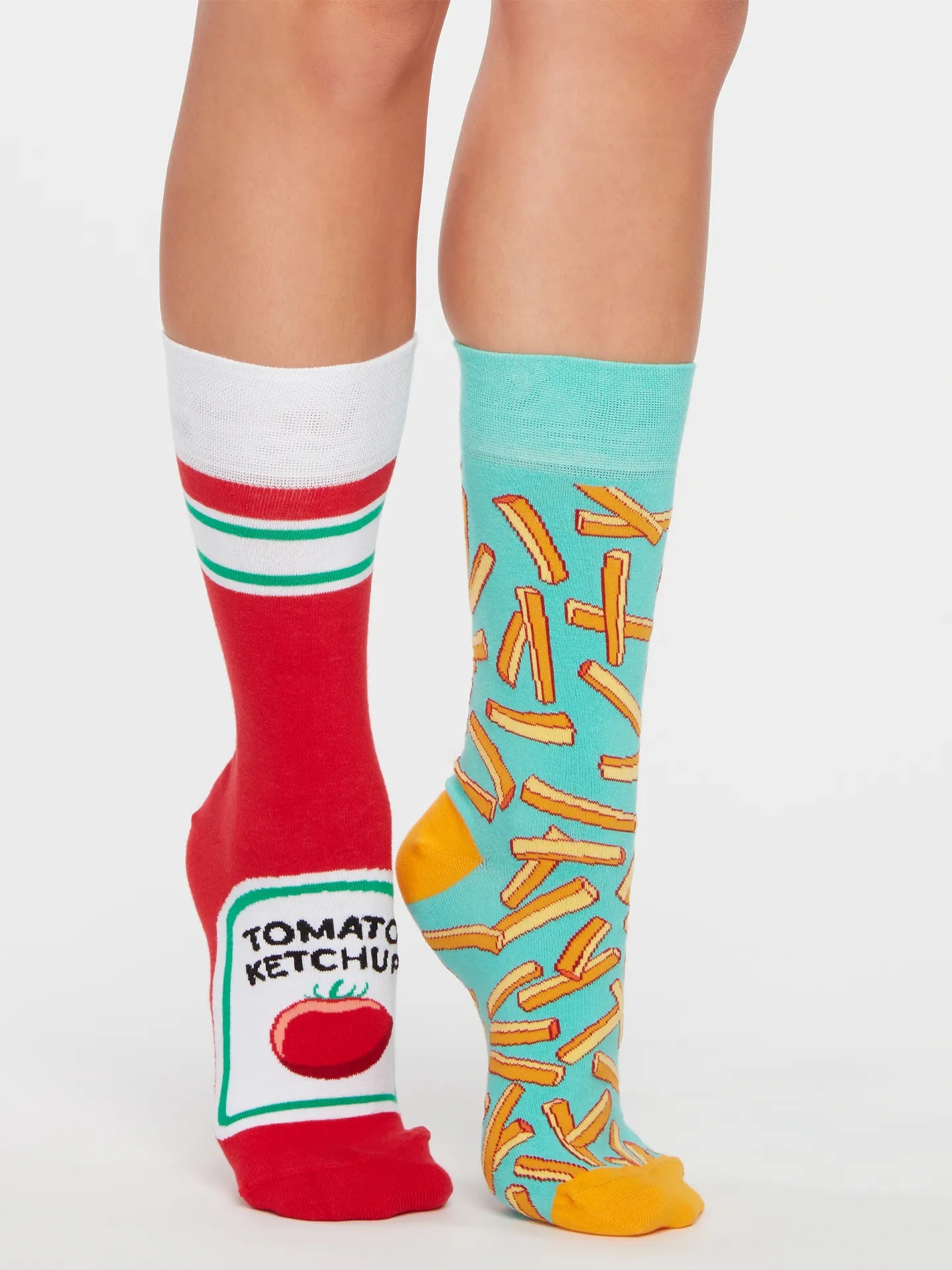 regular-socks-french-fries-with-ketchup-02-f0/f0e7955437ccffe3cf1ba2eb08fc8fe663ef76db